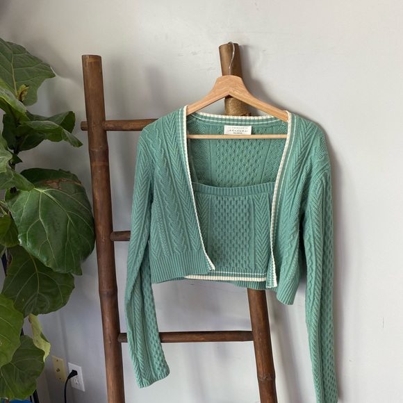 Cropped cardigan and bralette set - Picture 11 of 11